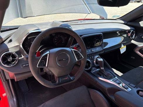 Used 2021 Chevrolet Camaro ZL1 RWD image 38
