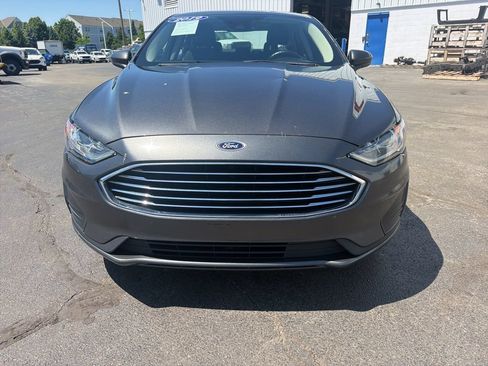 Used 2019 Ford Fusion SE FWD image 10