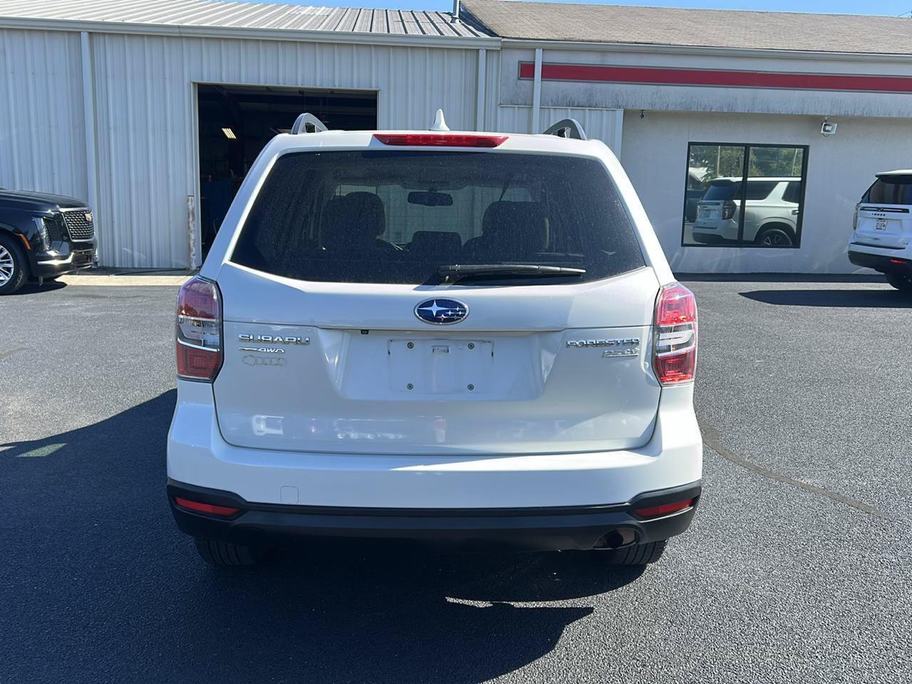 Used 2016 Subaru Forester 2.5i Premium w/ All-Weather Package AWD/4WD image 6