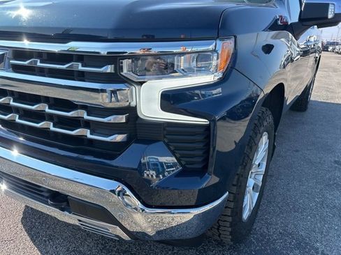 Used 2022 Chevrolet Silverado 1500 LTZ image 9
