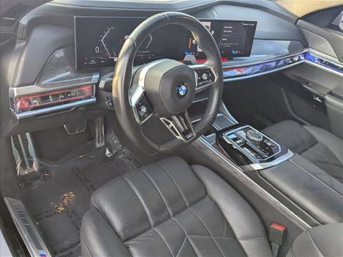 Certified 2023 BMW 760i xDrive w/ Executive Package image 10