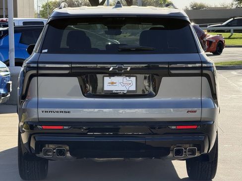 New 2026 Chevrolet Traverse RS image 5