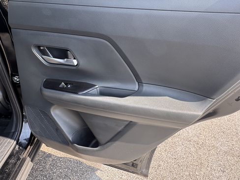 Used 2026 Nissan Kicks SV FWD image 17