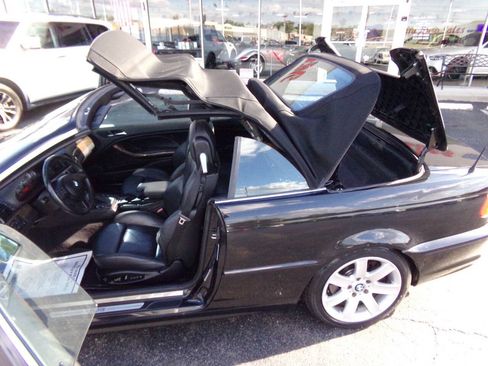 Used 2002 BMW 330Ci Convertible RWD image 2