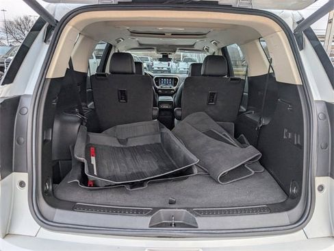 Used 2022 GMC Acadia Denali w/ Denali Ultimate Package image 28