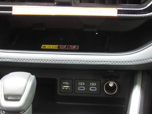 Certified 2025 Toyota Highlander XSE AWD/4WD image 31