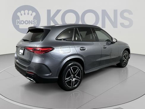 Used 2023 Mercedes-Benz GLC 300 4MATIC image 11