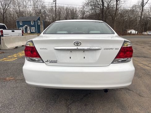 Used 2005 Toyota Camry XLE image 14