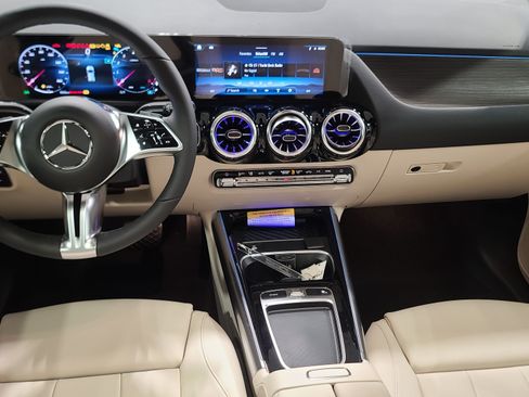 New 2026 Mercedes-Benz GLA 250 4MATIC image 17