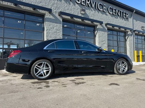 Used 2019 Mercedes-Benz S 560 4MATIC Sedan w/ AMG Line Exterior image 47