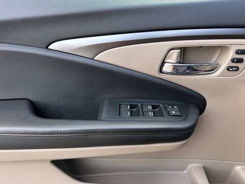 Used 2022 Honda Pilot Special Edition image 14