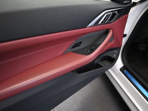 Used 2024 BMW 430i Coupe w/ Convenience Package RWD image 11
