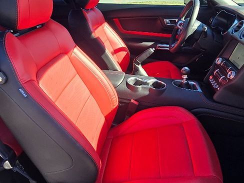 Used 2021 Ford Mustang GT Premium w/ Equipment Group 401A image 9