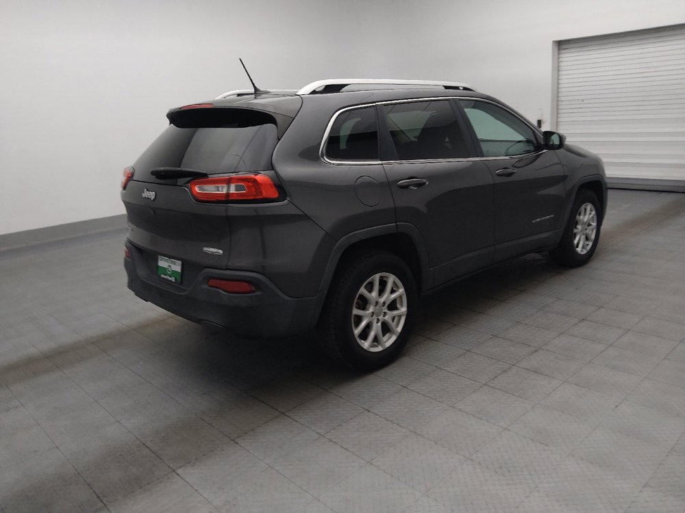 Used 2015 Jeep Cherokee Latitude AWD/4WD image 10