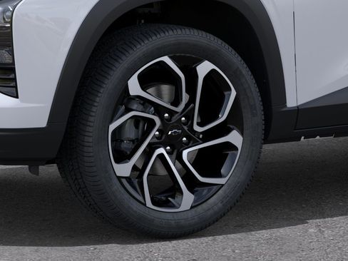 New 2026 Chevrolet Trax RS w/ Sunroof Package FWD image 11