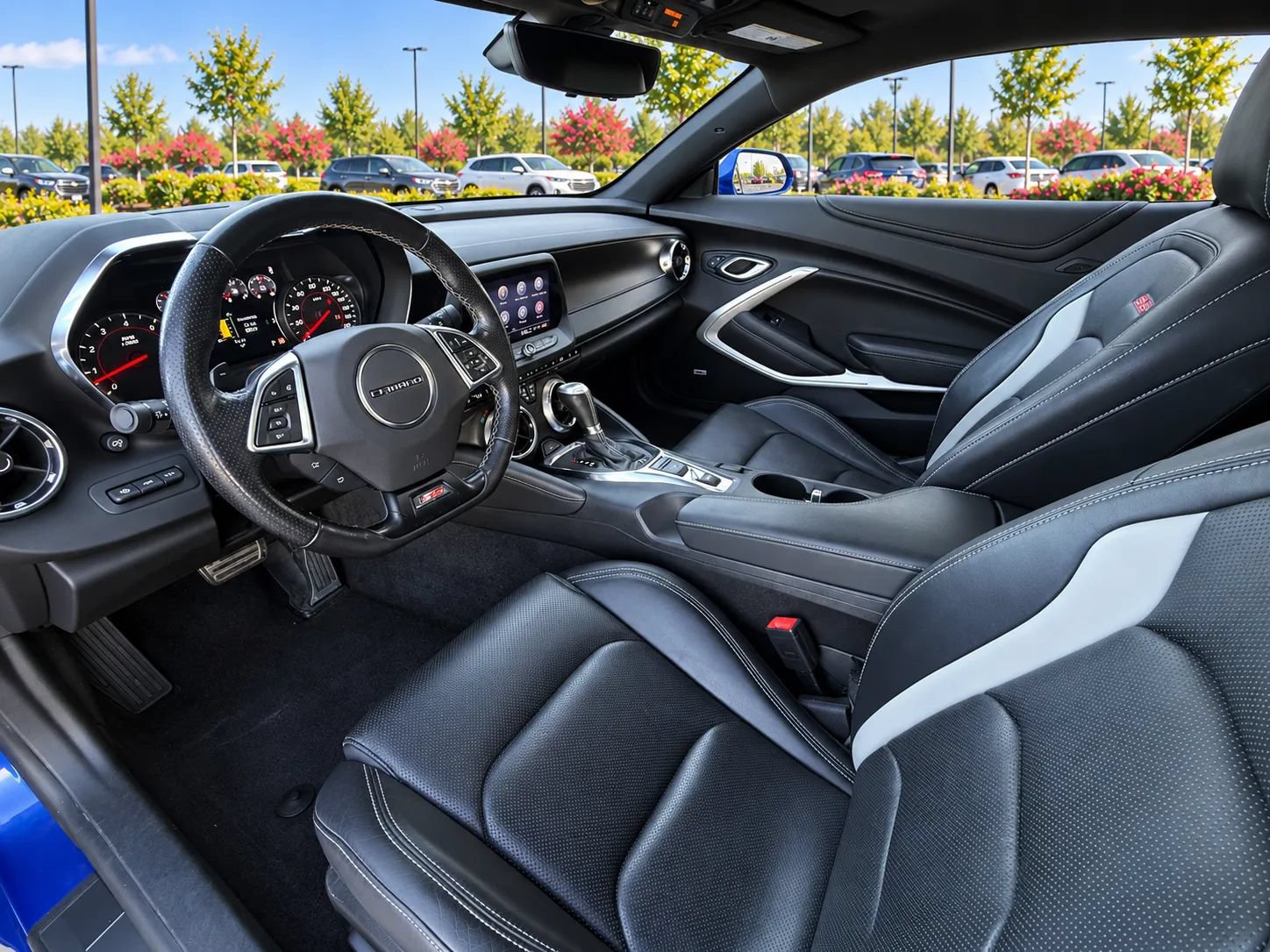 Used 2021 Chevrolet Camaro SS RWD image 16