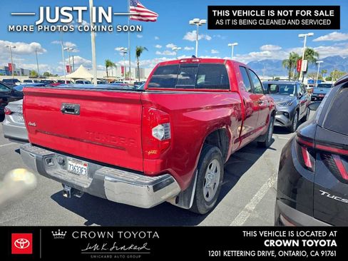 Used 2021 Toyota Tundra SR5 w/ SR5 Upgrade Package image 2