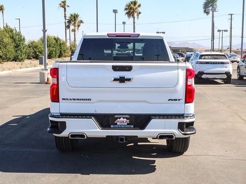 Used 2024 Chevrolet Silverado 1500 RST w/ Redline Edition AWD/4WD image 7