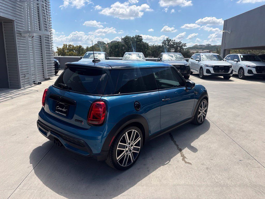 Used 2024 MINI Cooper S FWD image 6