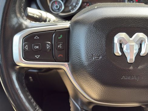 Used 2021 RAM 1500 Laramie AWD/4WD image 9