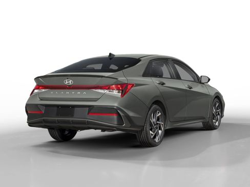 New 2025 Hyundai Elantra Sport image 2