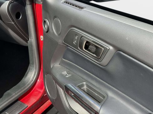 Used 2020 Ford Mustang Shelby GT500 w/ Technology Package image 28