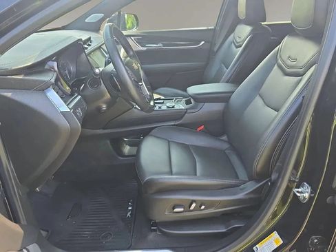 Used 2024 Cadillac XT5 Premium Luxury AWD/4WD image 10