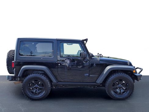 Used 2017 Jeep Wrangler Sport AWD/4WD image 7