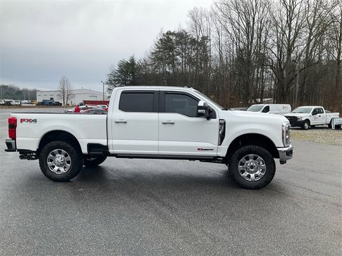 Used 2024 Ford F350 King Ranch w/ Chrome Package image 4