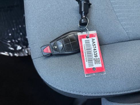 Used 2021 RAM 1500 Express image 16