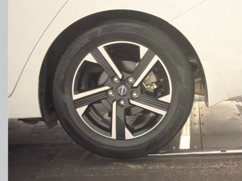 Used 2024 Nissan Sentra SV w/ All-Weather Package FWD image 19