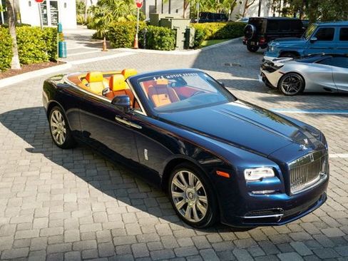 Used 2016 Rolls-Royce Dawn image 38