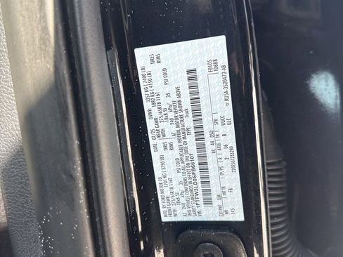 Used 2025 Ford F150 XLT w/ Equipment Group 302A MID image 15