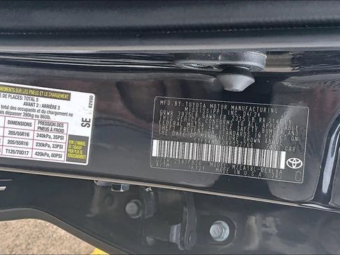 Used 2024 Toyota Corolla LE image 37