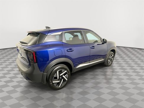 New 2026 Nissan Kicks SV image 8
