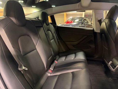 Used 2019 Tesla Model 3 Long Range image 22