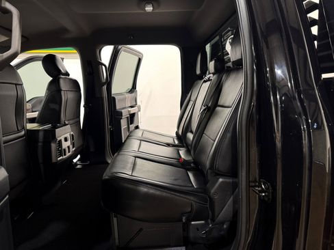 Used 2019 Ford F250 Lariat w/ Lariat Value Package image 15