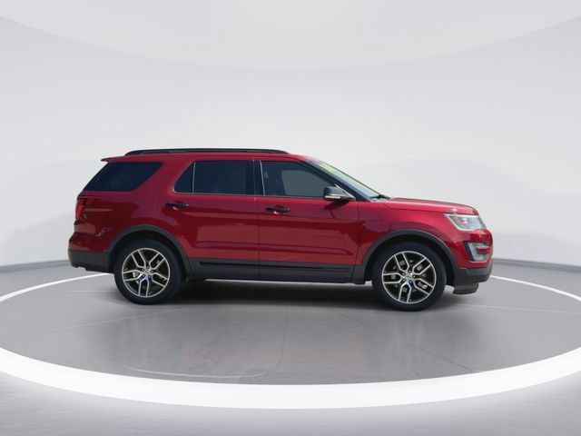 Used 2016 Ford Explorer Sport w/ Equipment Group 401A AWD/4WD image 9