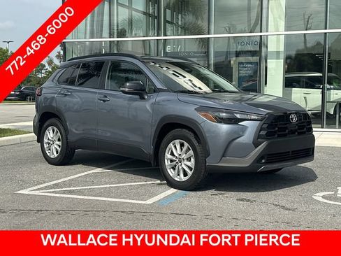 Used 2026 Toyota Corolla Cross LE w/ Moonroof Package FWD image 7