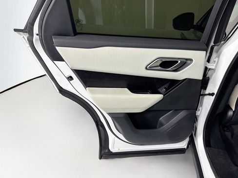 Used 2023 Land Rover Range Rover Velar S AWD/4WD image 27