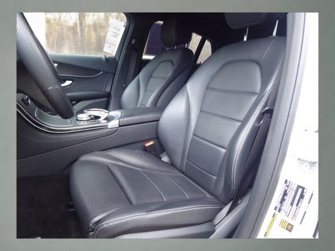 Used 2018 Mercedes-Benz GLC 300 4MATIC Coupe image 16