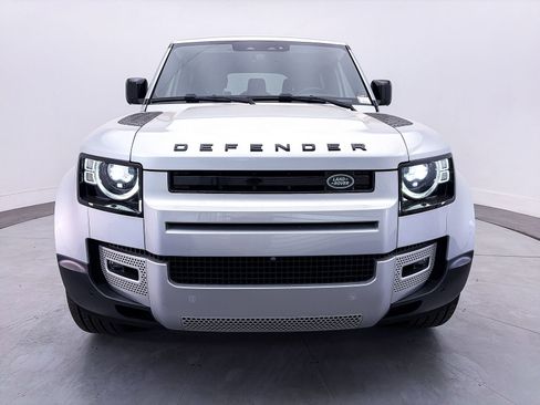 Used 2023 Land Rover Defender 110 SE AWD/4WD image 13