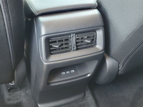Used 2024 Honda CR-V EX image 11