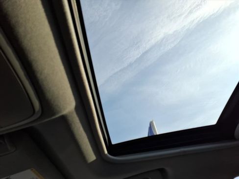 Used 2016 Toyota RAV4 Limited w/ Advanced Technology Package image 16