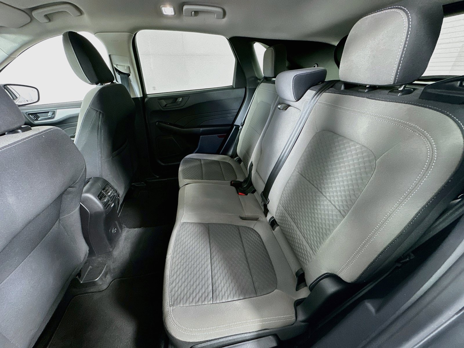 Used 2022 Ford Escape SE w/ Convenience Package FWD image 23
