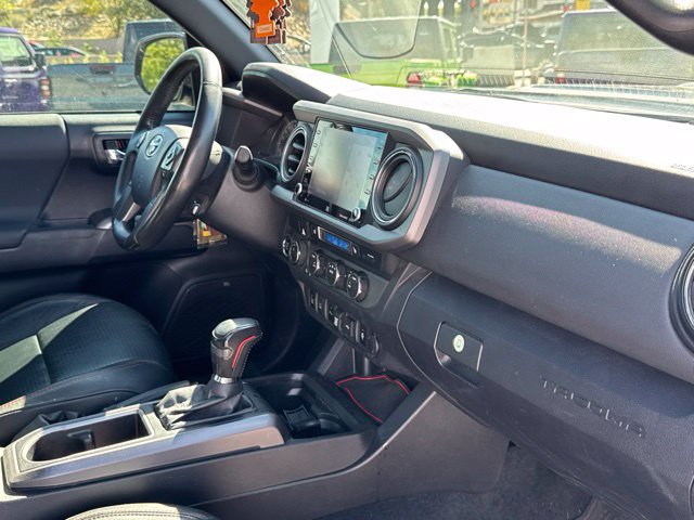 Used 2021 Toyota Tacoma TRD Pro AWD/4WD image 13