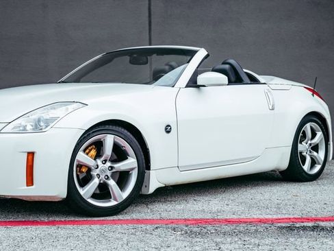 Used 2007 Nissan 350Z Grand Touring image 36