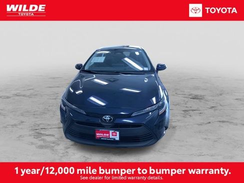Certified 2025 Toyota Corolla LE image 4