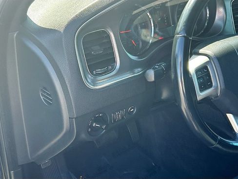 Used 2014 Dodge Charger R/T w/ Blacktop Package RWD image 10