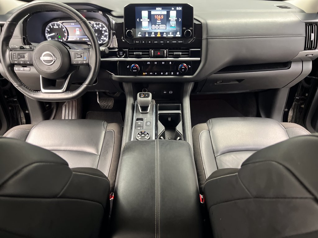 Used 2025 Nissan Pathfinder SL AWD/4WD image 45